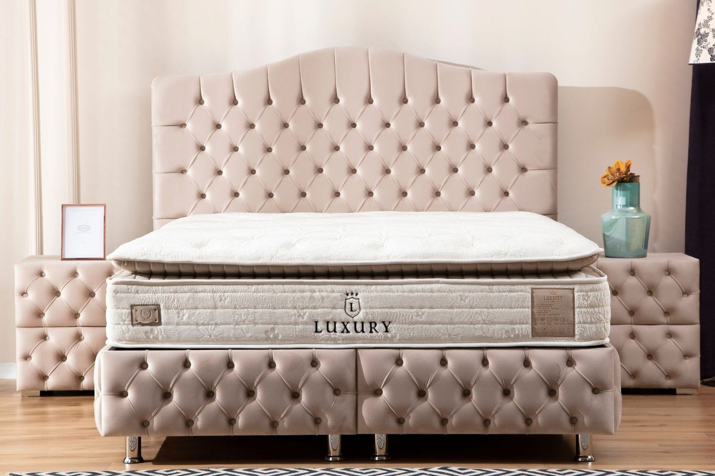 Storage Bed - Paris - Tufted Velvet